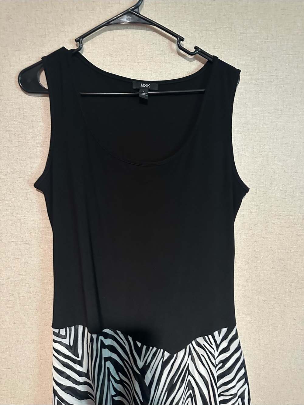 MSK Large Black & White Zebra Print Asymmetrical Hem Chiffon Sleeveless Dress - Picture 2 of 6